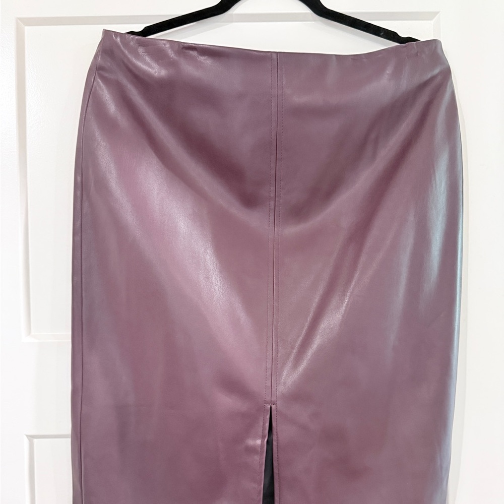 Elegant Burgundy Women's Skirt